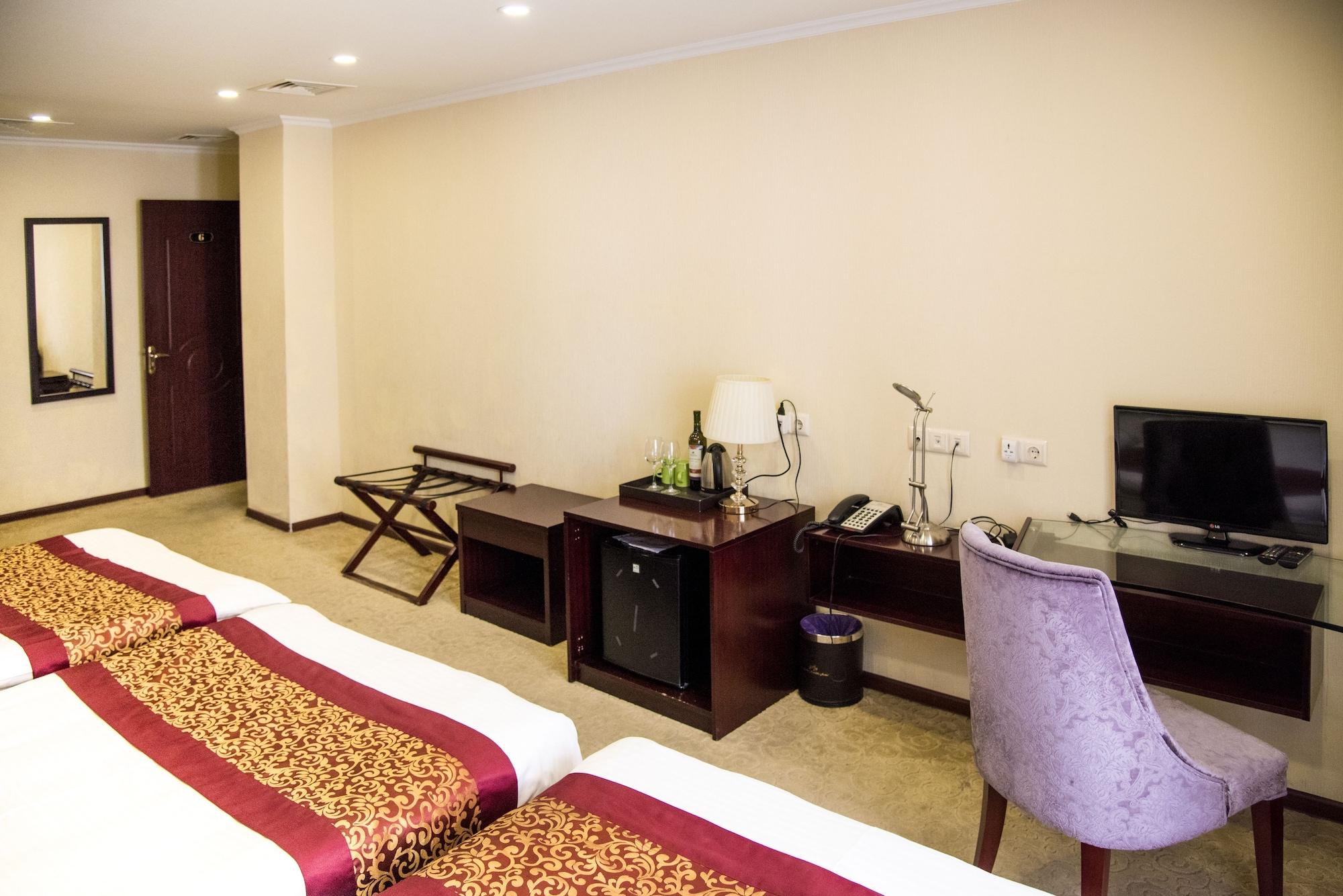 Velvet Hotel Тбілісі Екстер'єр фото
