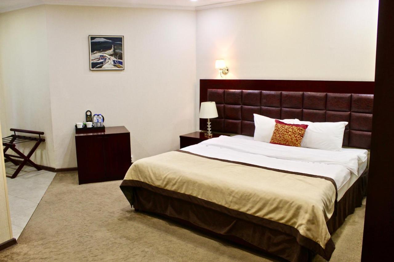 Velvet Hotel Тбілісі Екстер'єр фото