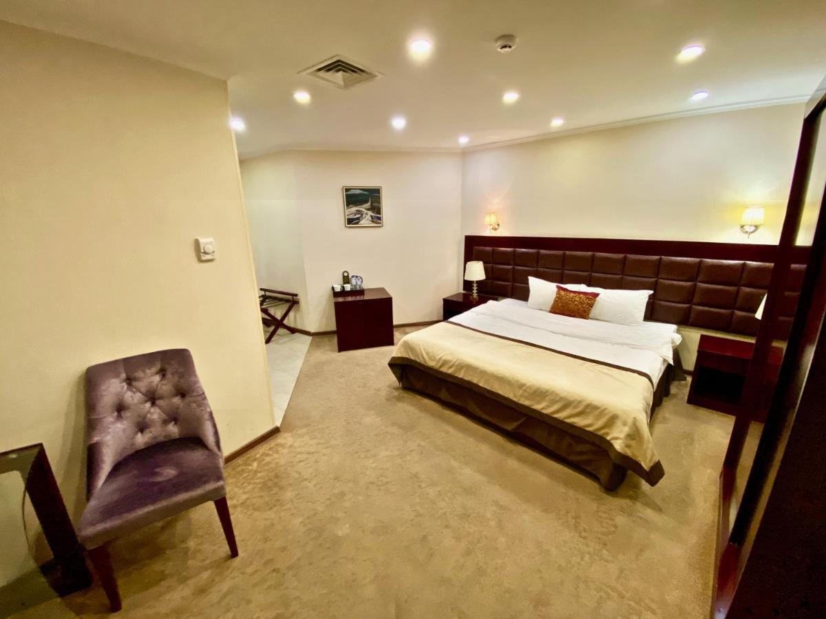 Velvet Hotel Тбілісі Екстер'єр фото