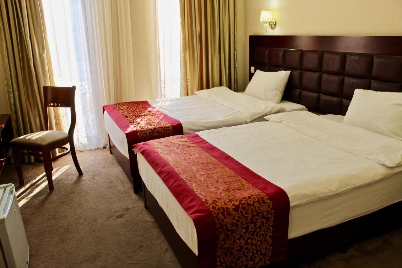 Velvet Hotel Тбілісі Екстер'єр фото