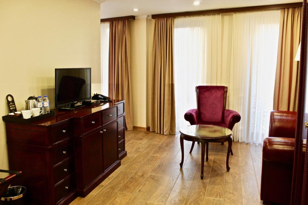 Velvet Hotel Тбілісі Екстер'єр фото