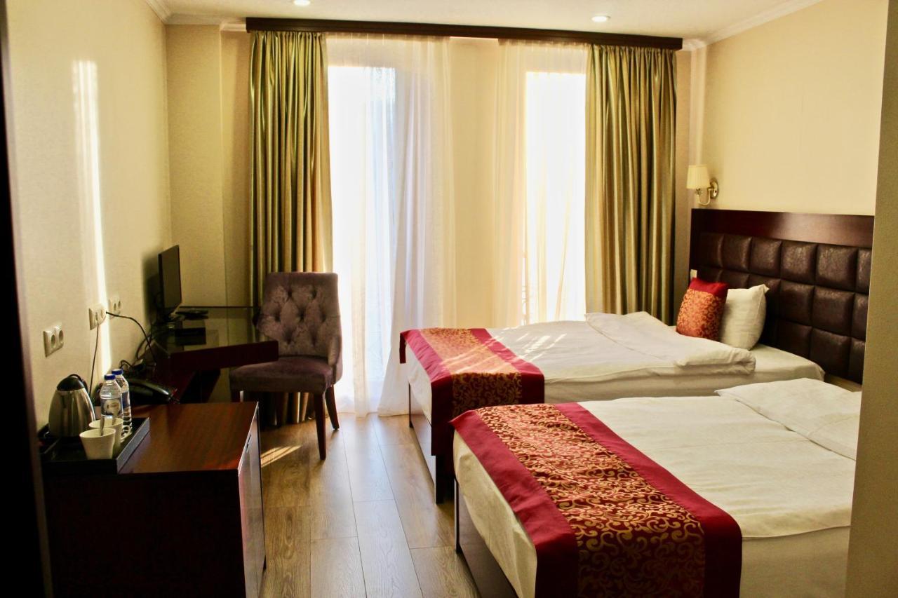 Velvet Hotel Тбілісі Екстер'єр фото