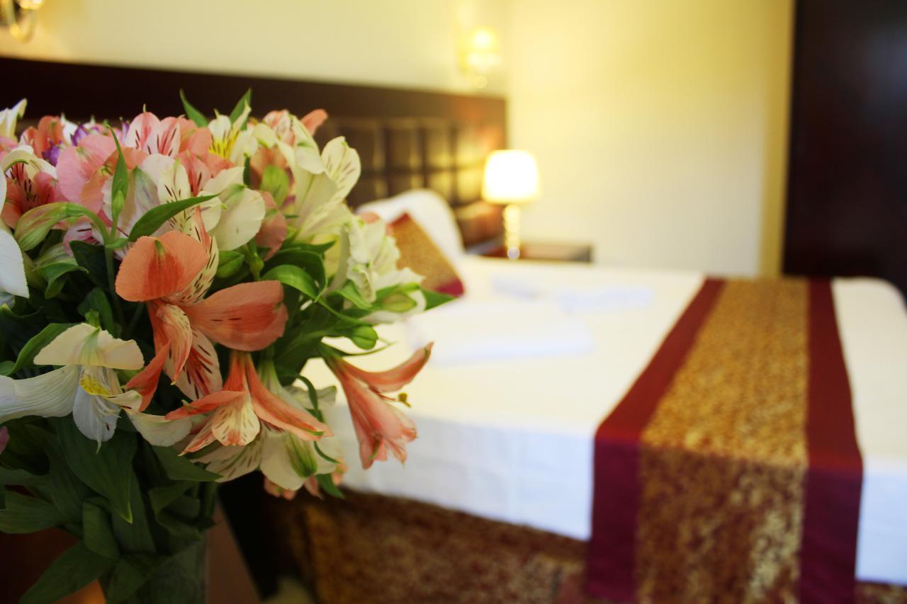 Velvet Hotel Тбілісі Екстер'єр фото